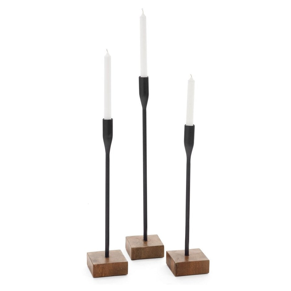 Chandelier noir avec base en bois