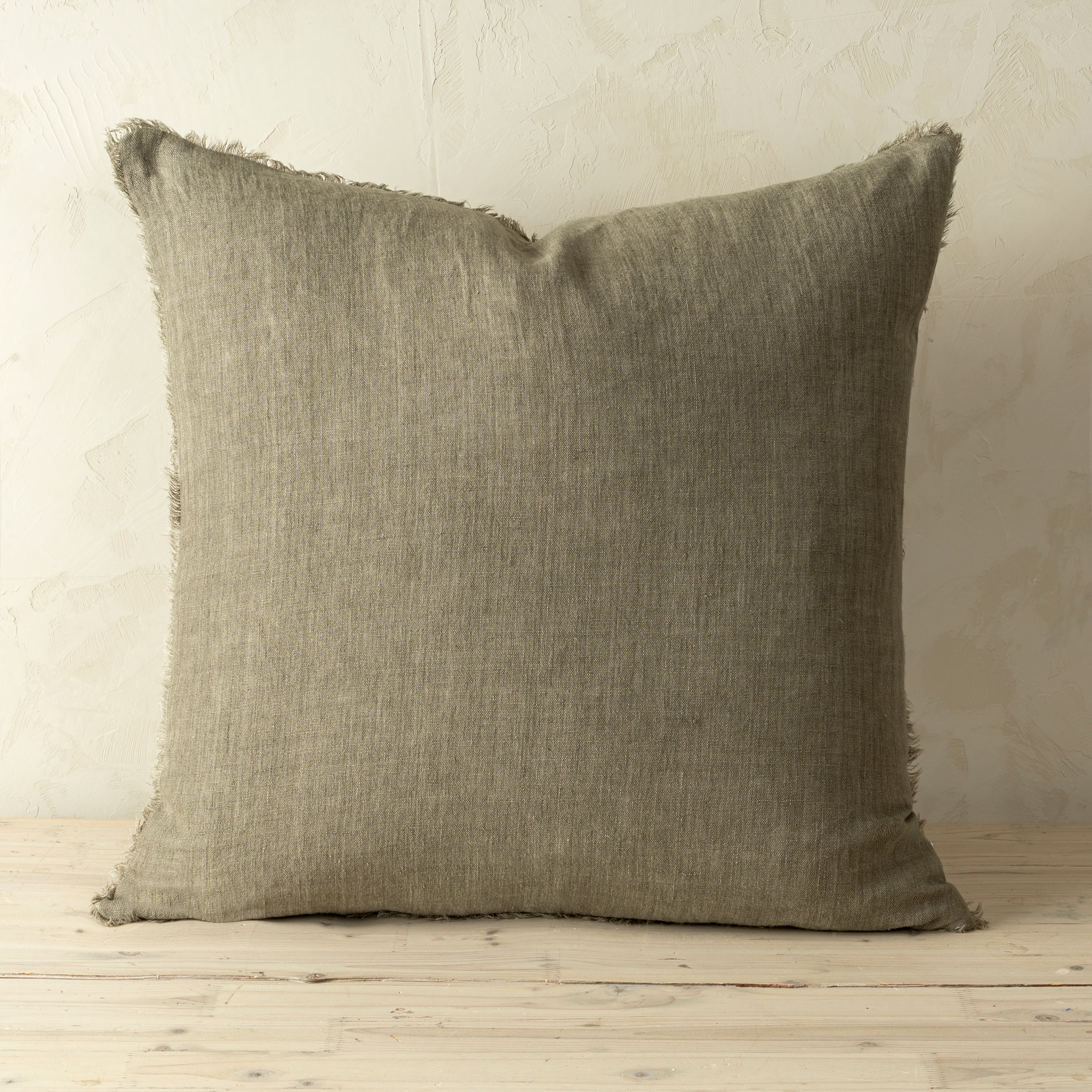 Coussin en Lin Lina 24" x 24" - Mink - Indaba