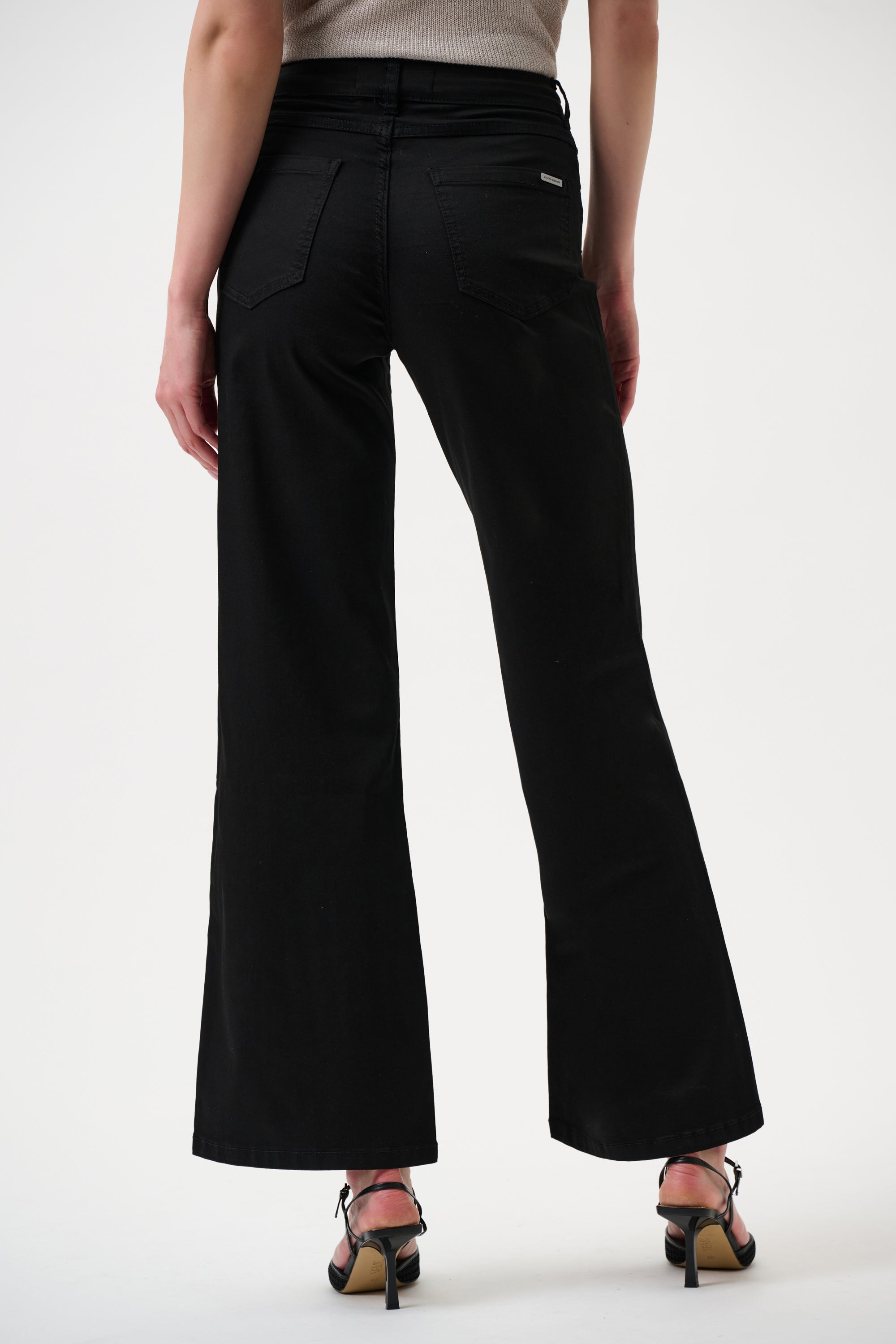 Goldie | Jean extensible classique à jambe large noire  - Joseph Ribkoll