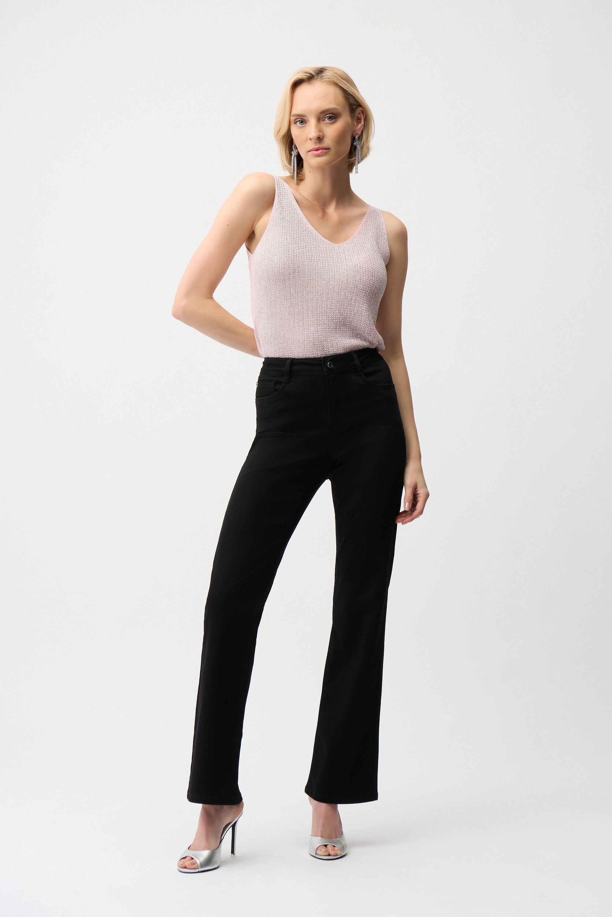 Brooke | Jean extensible semi-évasé classique - Bleu ou Noir- Joseph Ribkoff