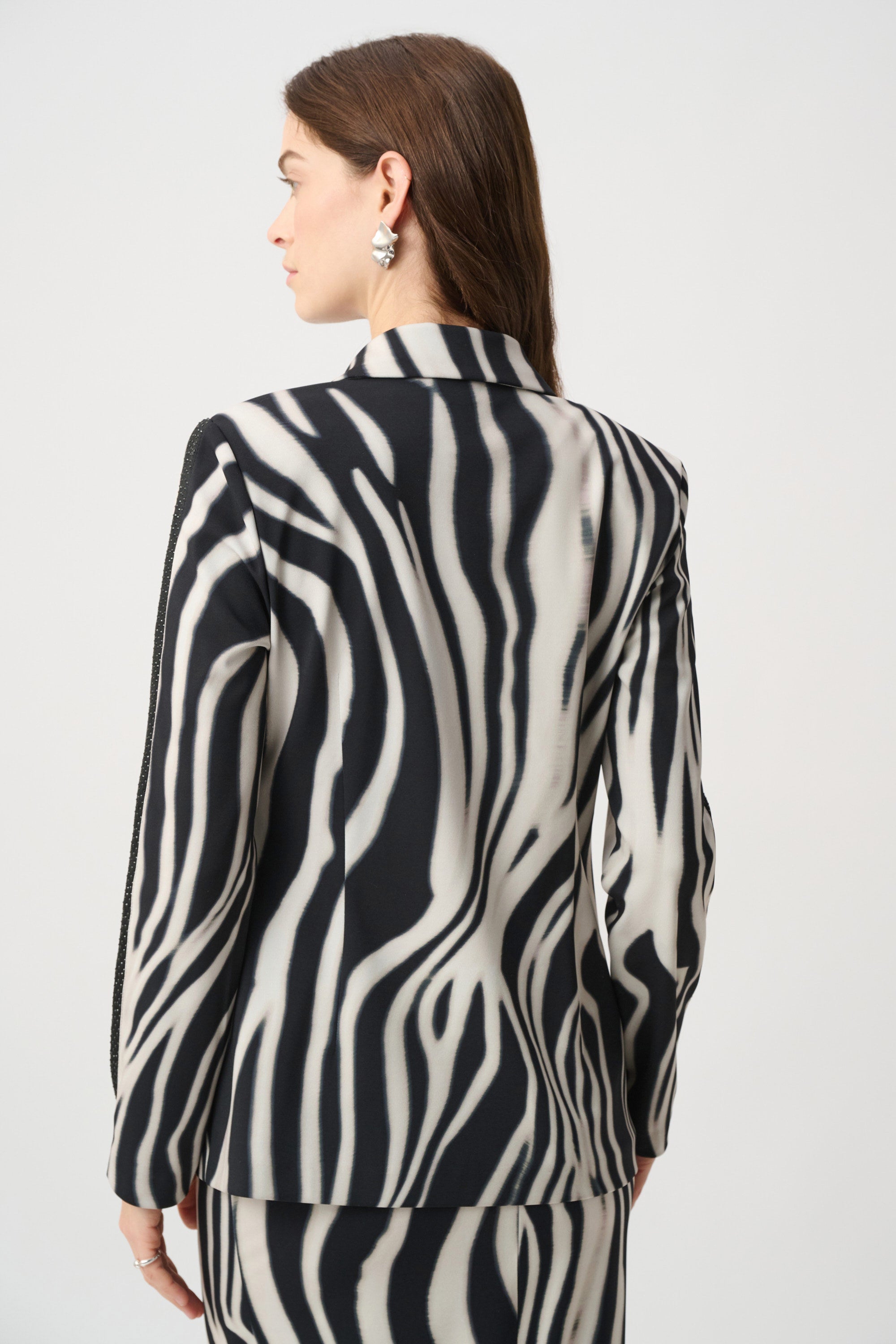 Blazer à imprimé animal orné de strass - Joseph Ribkoff