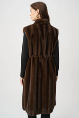 Manteau sans manches en fausse fourrure coupe droite - Joseph Ribkoff
