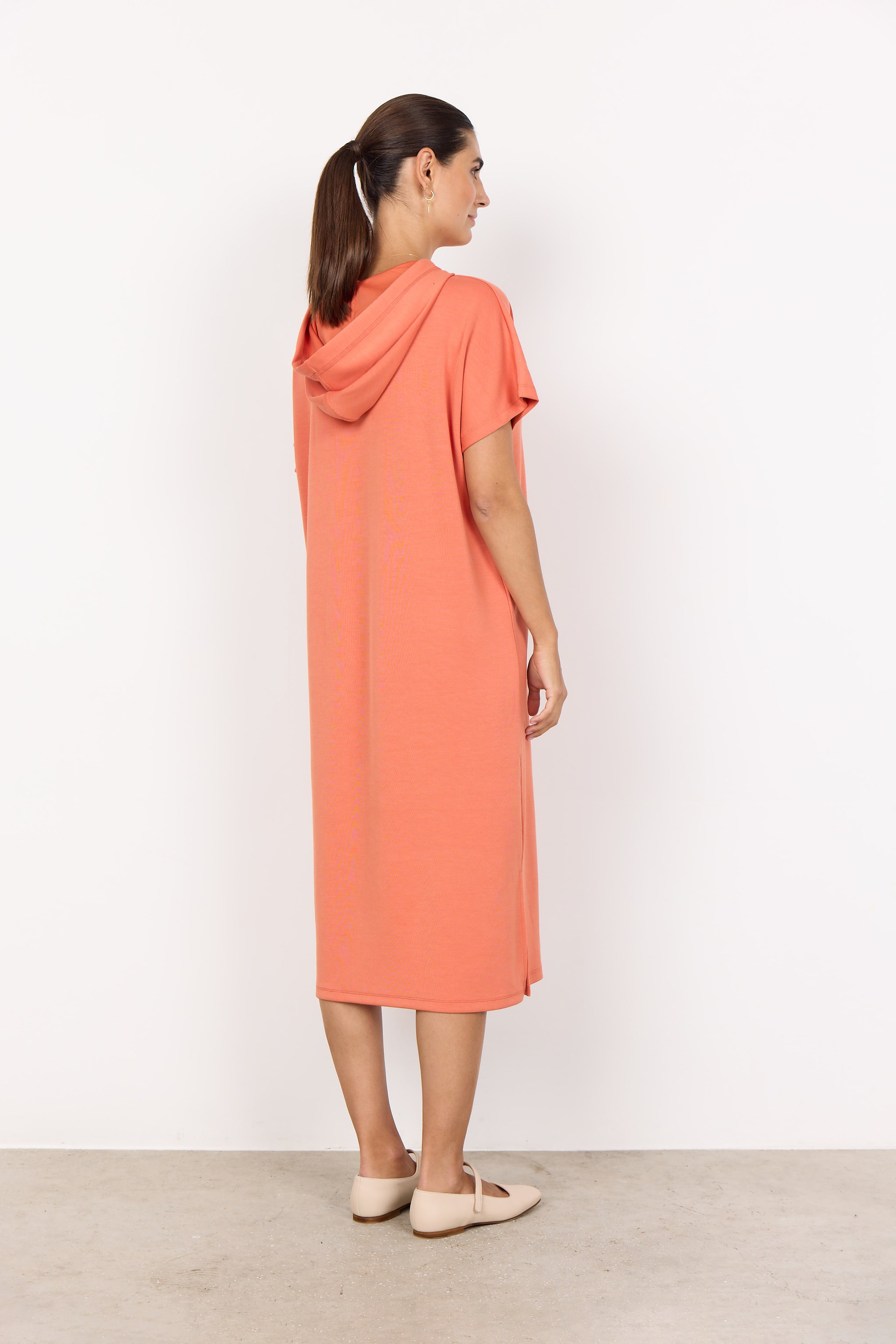 Robe Banu decontractée a capuchon - Soya concept