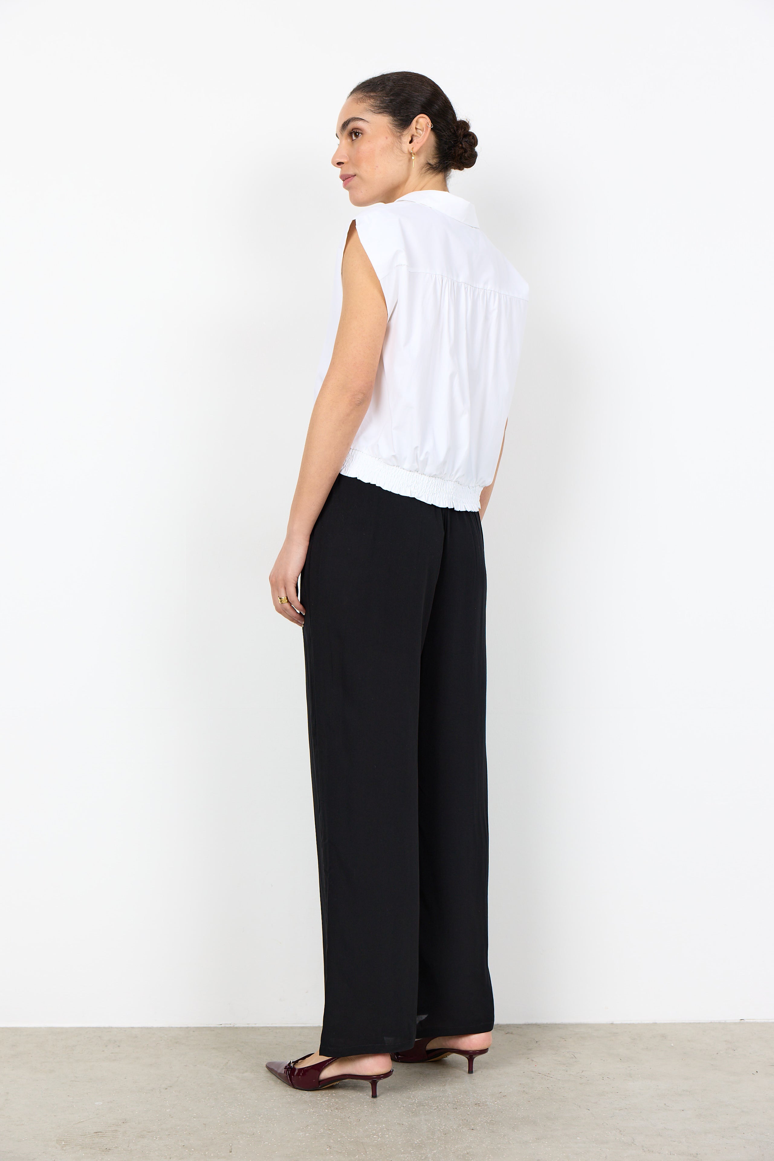 Chemise blanche sans manches - SC-NETTI 123 - Soya Concept