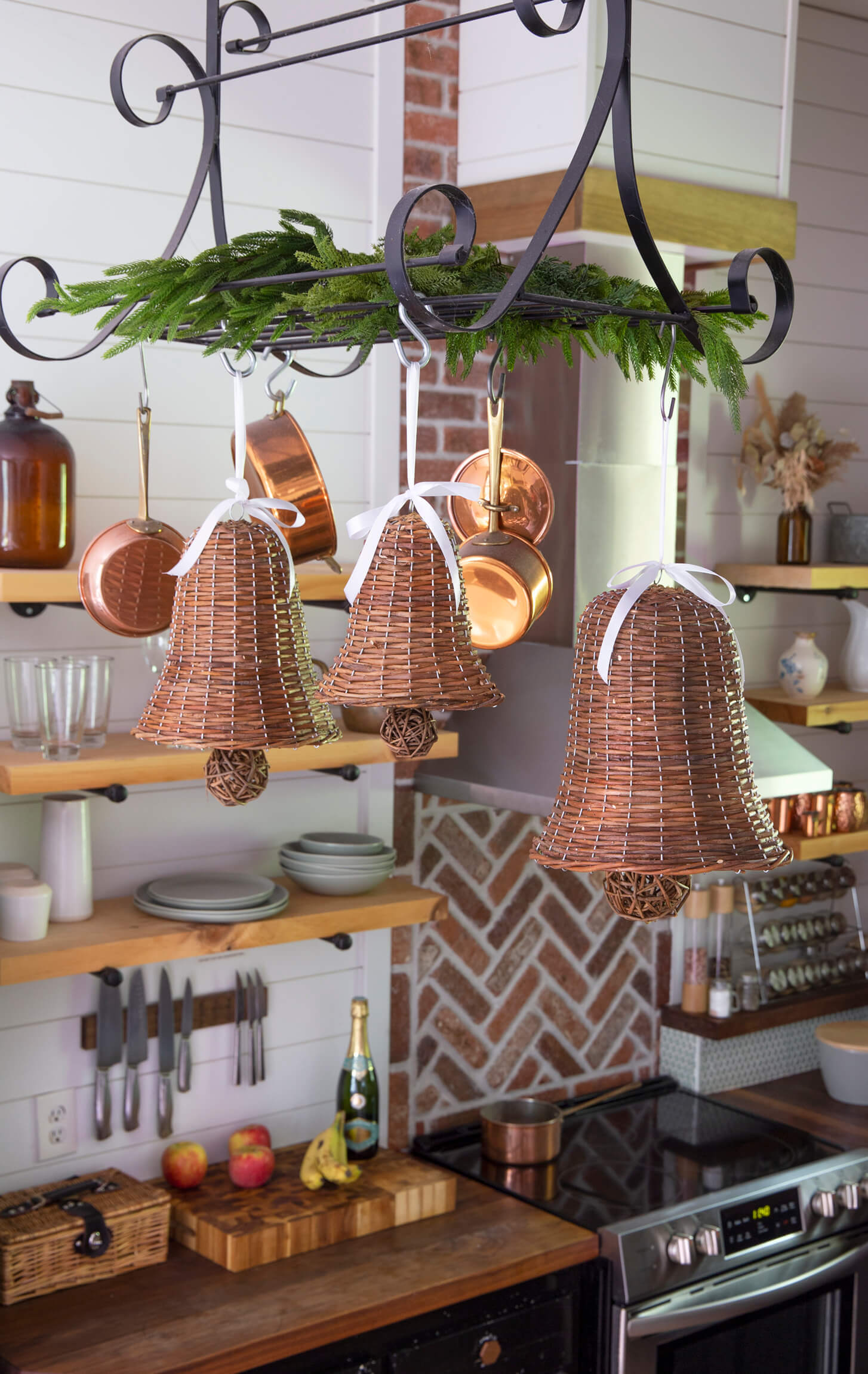 Clochette de Saule Décorative avec Ruban Blanc