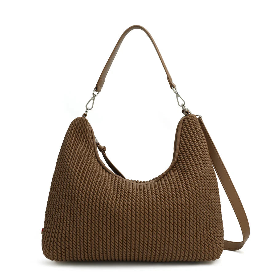 Le sac à bandoulière DEMI 7477