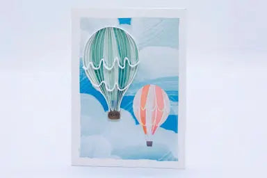 Petite carte de souhait en papier roulé - Montgolfière