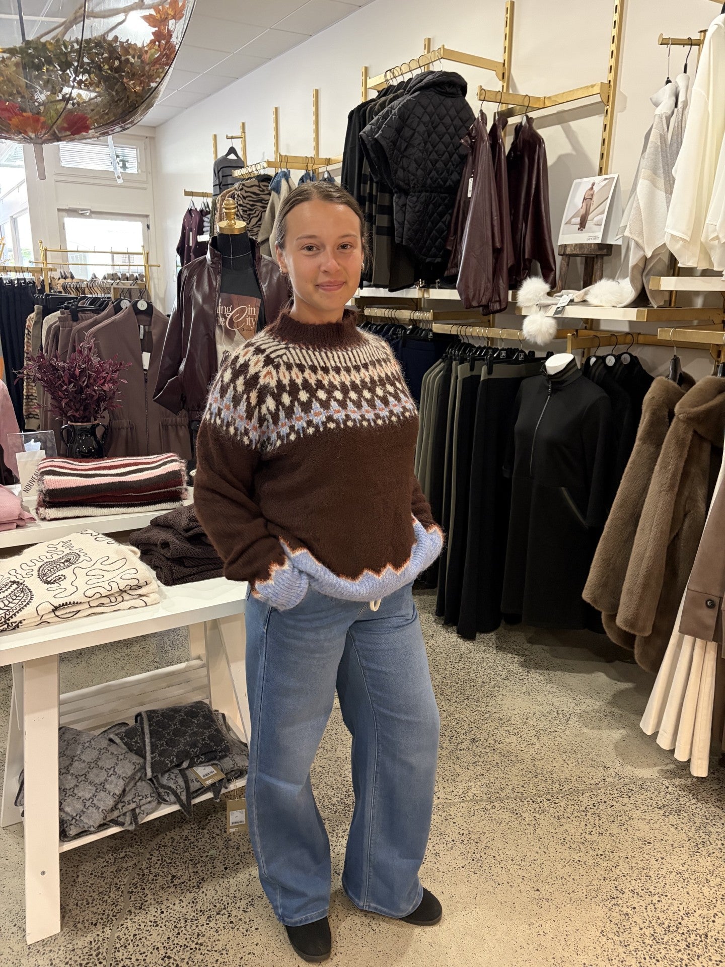Chandail jacquard brun chocolat